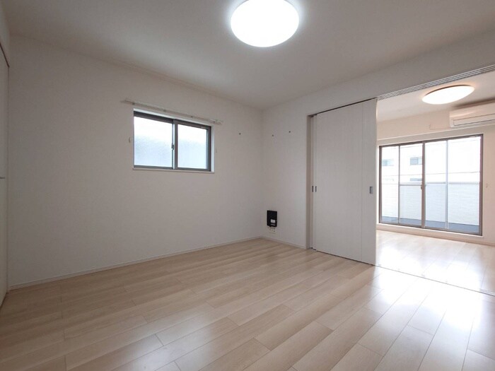 サニースクエアの物件内観写真