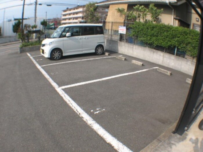 サンガーデンローズの物件外観写真