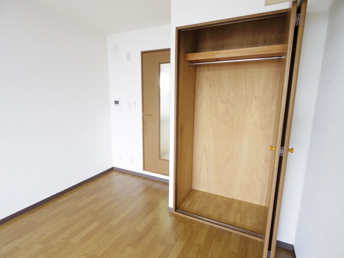 メゾンウィ－ブの物件内観写真