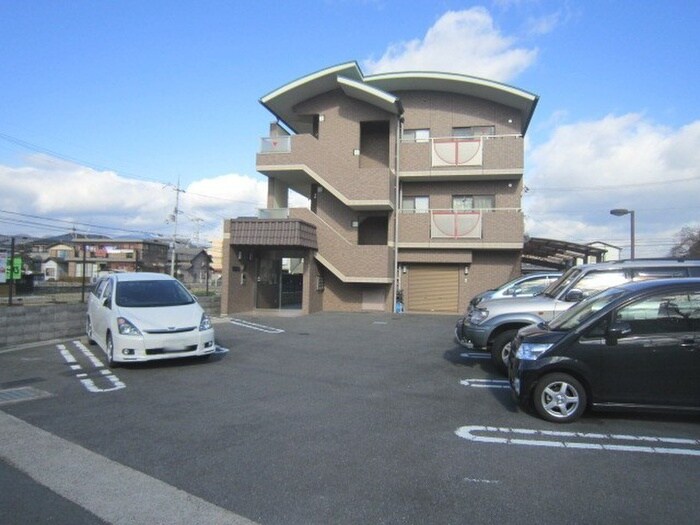 ラフィーネ桂の物件外観写真