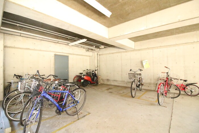 クレイドルコ－トの物件外観写真