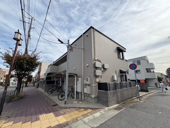 アルブルの物件外観写真