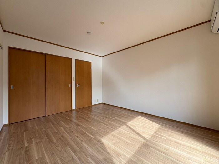 アルブルの物件内観写真