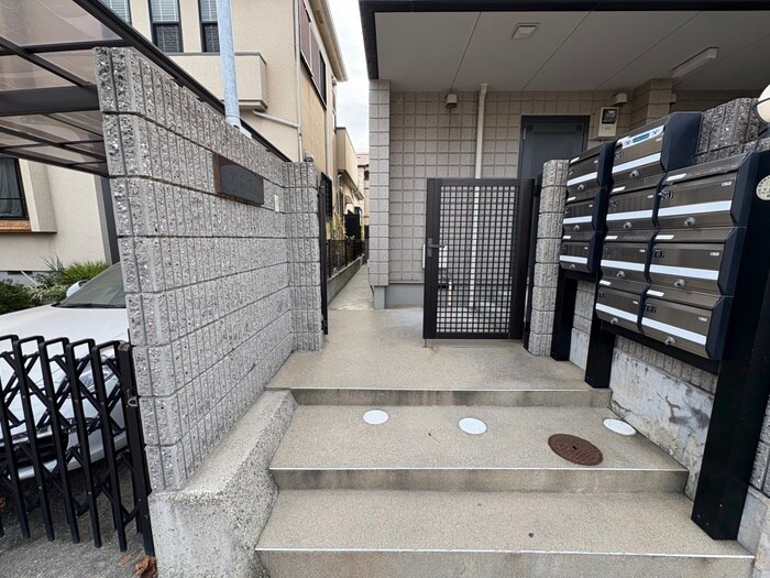 アルブルの物件外観写真