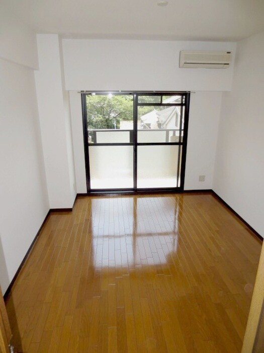 ＲＯＯＭＳ　Ｏoｊｉの物件内観写真