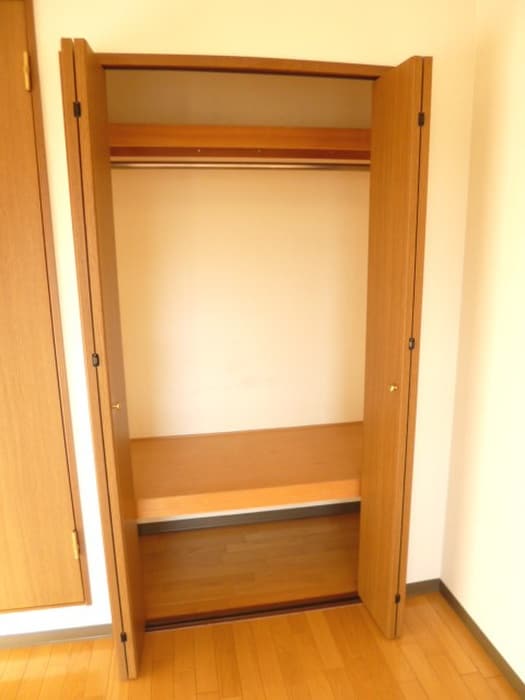 ＲＯＯＭＳ　Ｏoｊｉの物件内観写真