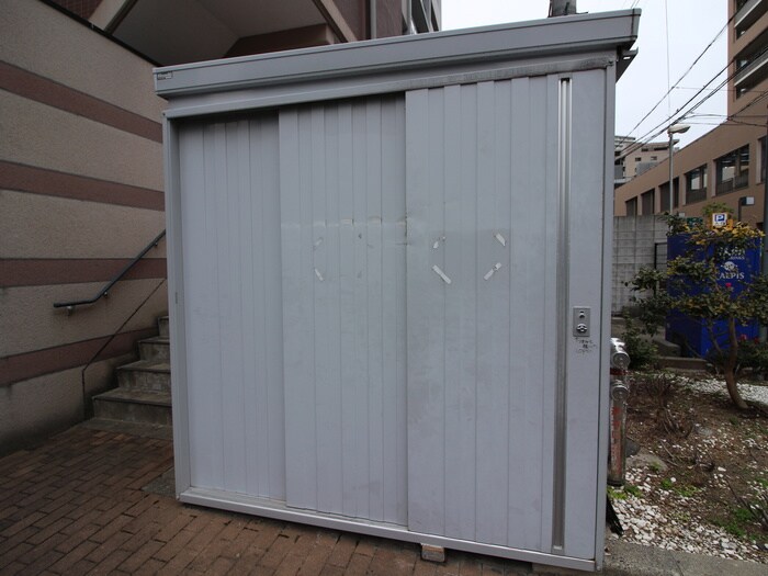 ＲＯＯＭＳ　Ｏoｊｉの物件外観写真