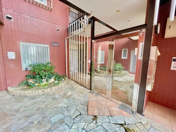 メゾン　バニ　ＮＯ３の物件外観写真