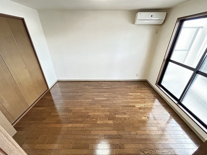 マッケンジー東堀川の物件内観写真
