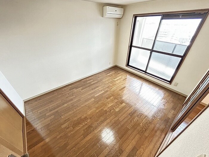 マッケンジー東堀川の物件内観写真