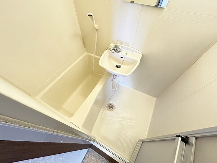 マッケンジー東堀川の物件内観写真