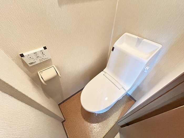 マッケンジー東堀川の物件内観写真