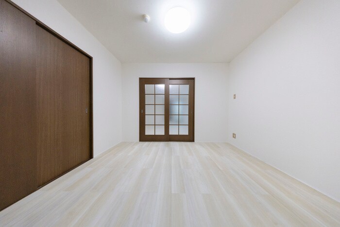 マッケンジー東堀川の物件内観写真