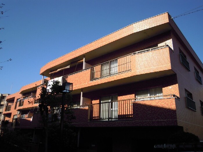 ﾗｲｵﾝｽﾞﾏﾝｼｮﾝ桃山台(305)の物件外観写真