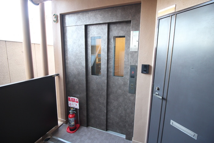 グリ－ンパレットの物件外観写真