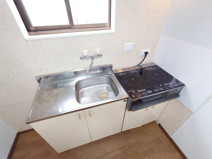 宇多野御屋敷町貸家の物件内観写真