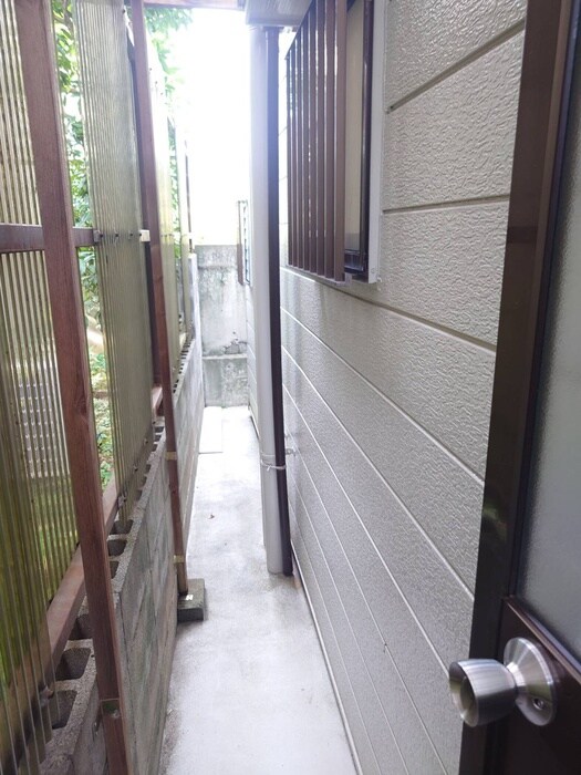 宇多野御屋敷町貸家の物件内観写真