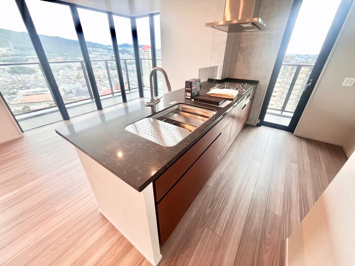 ｼﾞｵﾀﾜｰ宝塚ｸﾞﾗﾝﾚｼﾞｽ（3008）の物件内観写真