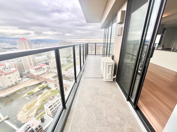 ｼﾞｵﾀﾜｰ宝塚ｸﾞﾗﾝﾚｼﾞｽ（3008）の物件内観写真