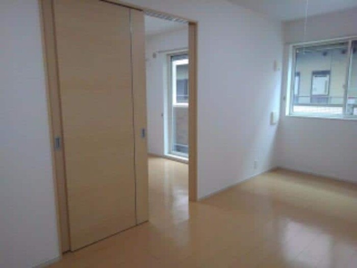 フルー リールの物件内観写真