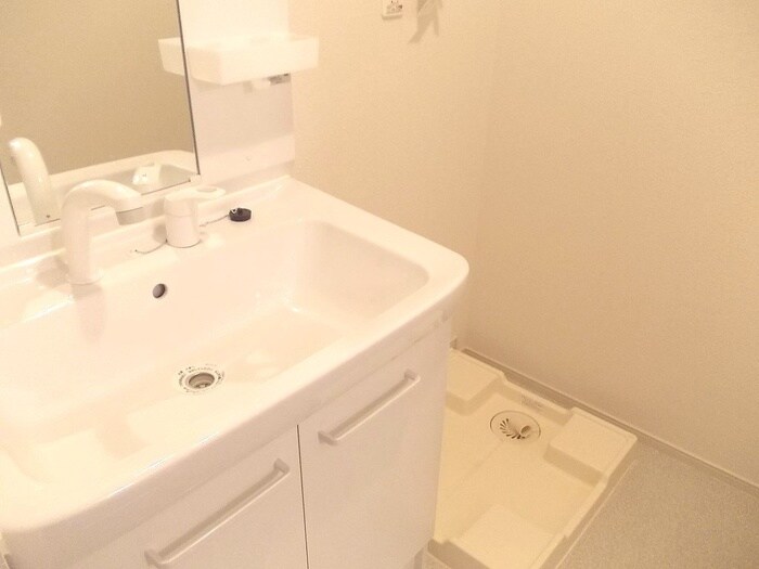 フルー リールの物件内観写真