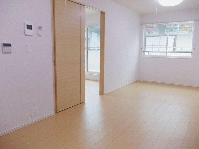 フルー リールの物件内観写真