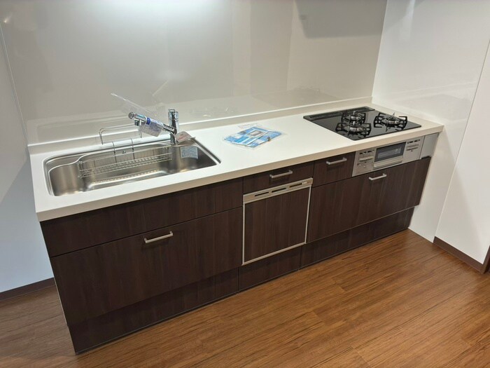 ＥＭＩＮＡＳ北白川の物件内観写真