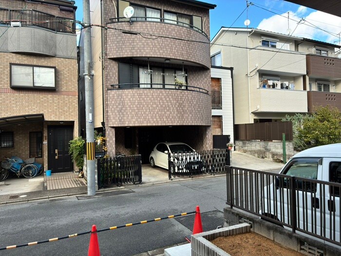 ＥＭＩＮＡＳ北白川の物件内観写真