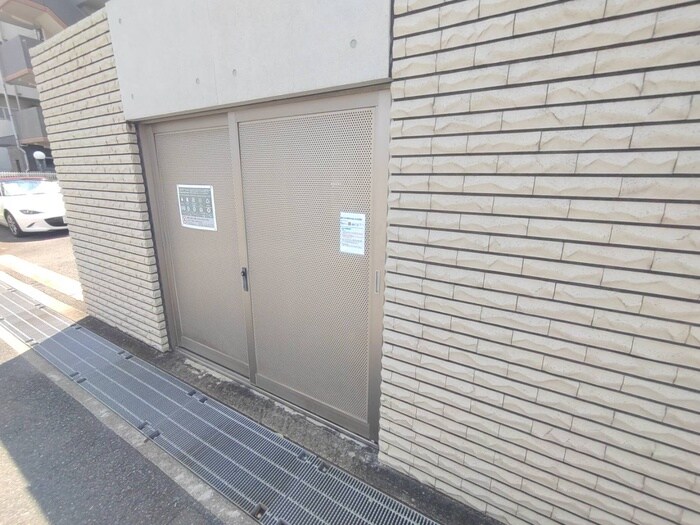 エスポア－ルの物件外観写真