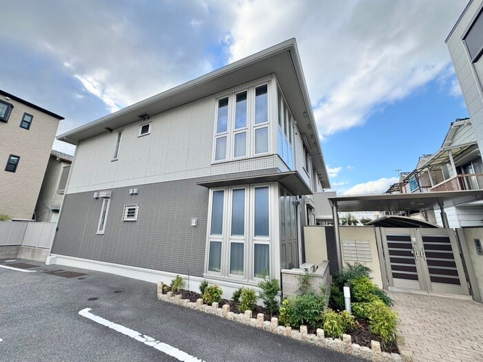 クリサンテーモの物件外観写真