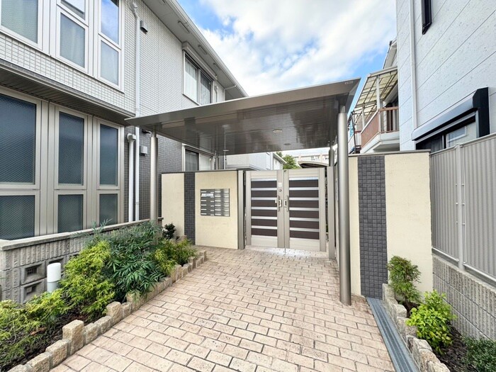 クリサンテーモの物件外観写真