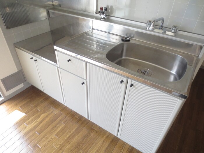 サンライフ猪名寺の物件内観写真