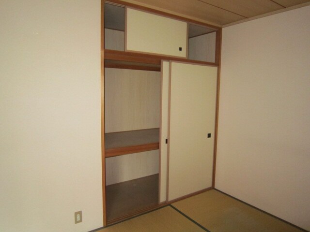 ルミエ－ル西緑丘の物件内観写真