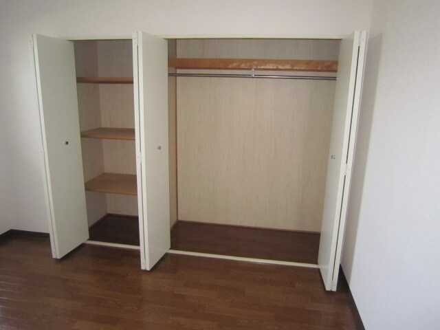 ルミエ－ル西緑丘の物件内観写真