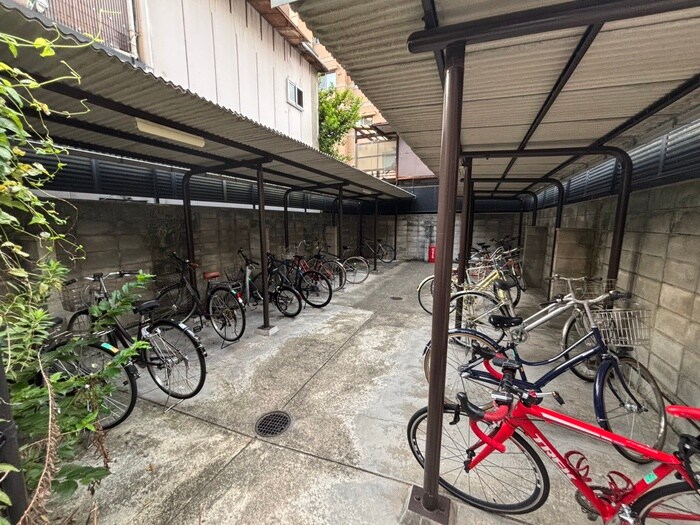 ア－ル河原町の物件外観写真