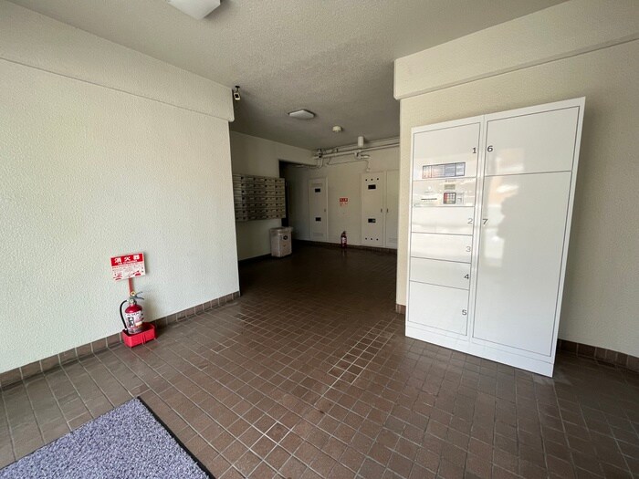 メゾン千里中央の物件外観写真