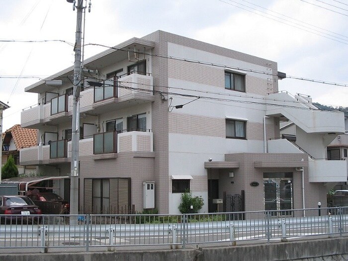 アベニュ－・Ｋの物件外観写真