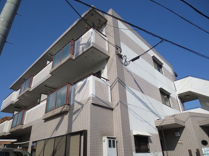 アベニュ－・Ｋの物件外観写真