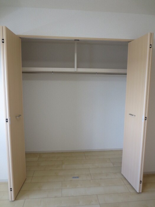 i・レジデンス上鳥羽の物件内観写真