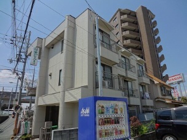 日栄ビル豊中の物件外観写真