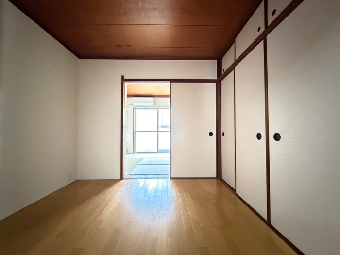 岩本マンションの物件内観写真