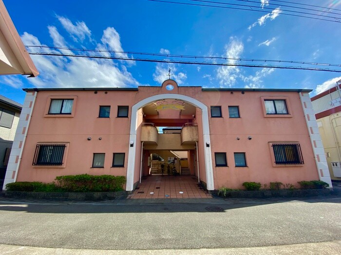 プレ－ヌリュンヌの物件外観写真