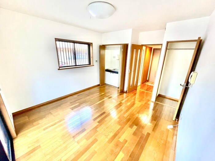 プレ－ヌリュンヌの物件内観写真