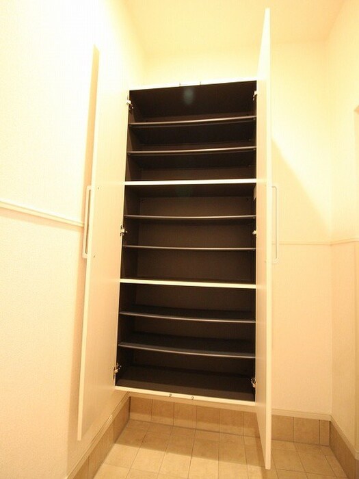 グレイス・シェーネの物件内観写真