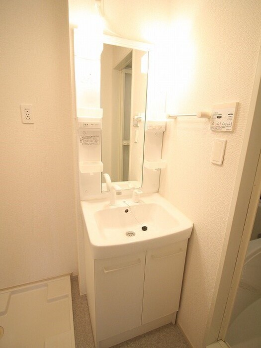 グレイス・シェーネの物件内観写真