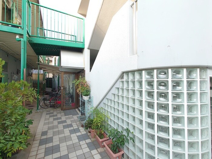 ビラＡＴＡＧＯ　Ａ棟の物件外観写真