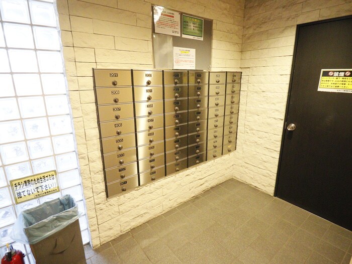 ワコ－レ下沢の物件外観写真