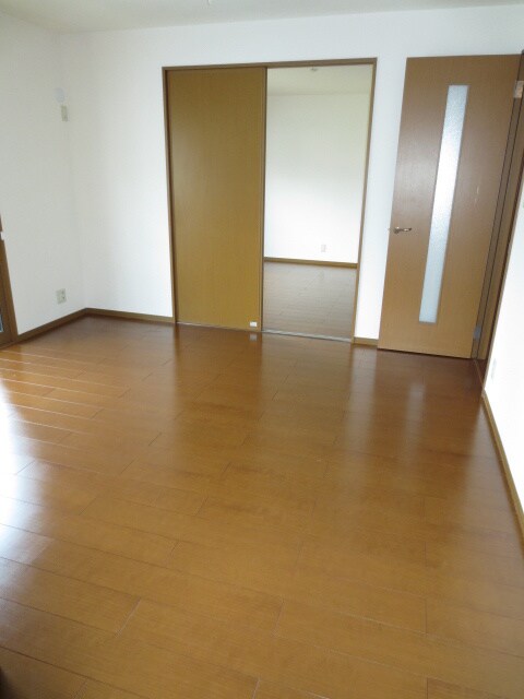 ヴィラ－ジュＣ棟の物件内観写真