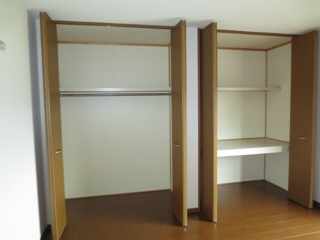 ヴィラ－ジュＣ棟の物件内観写真