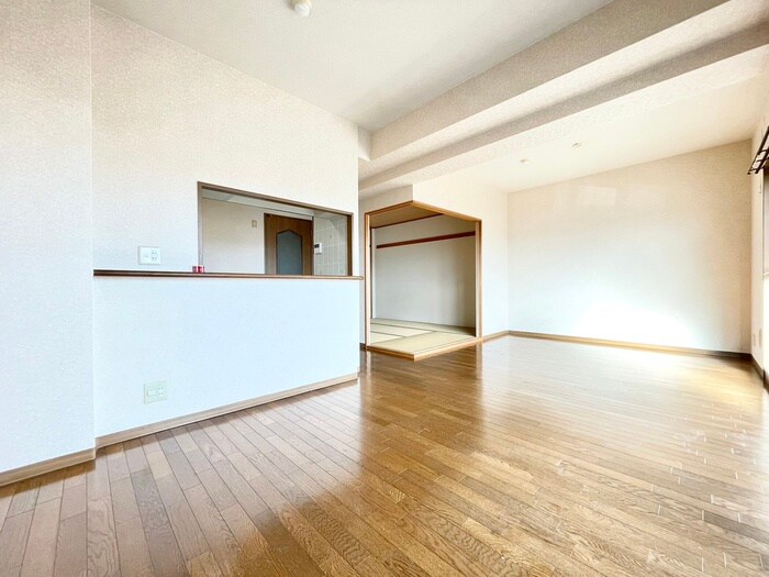 パデシオン桃山南の物件内観写真